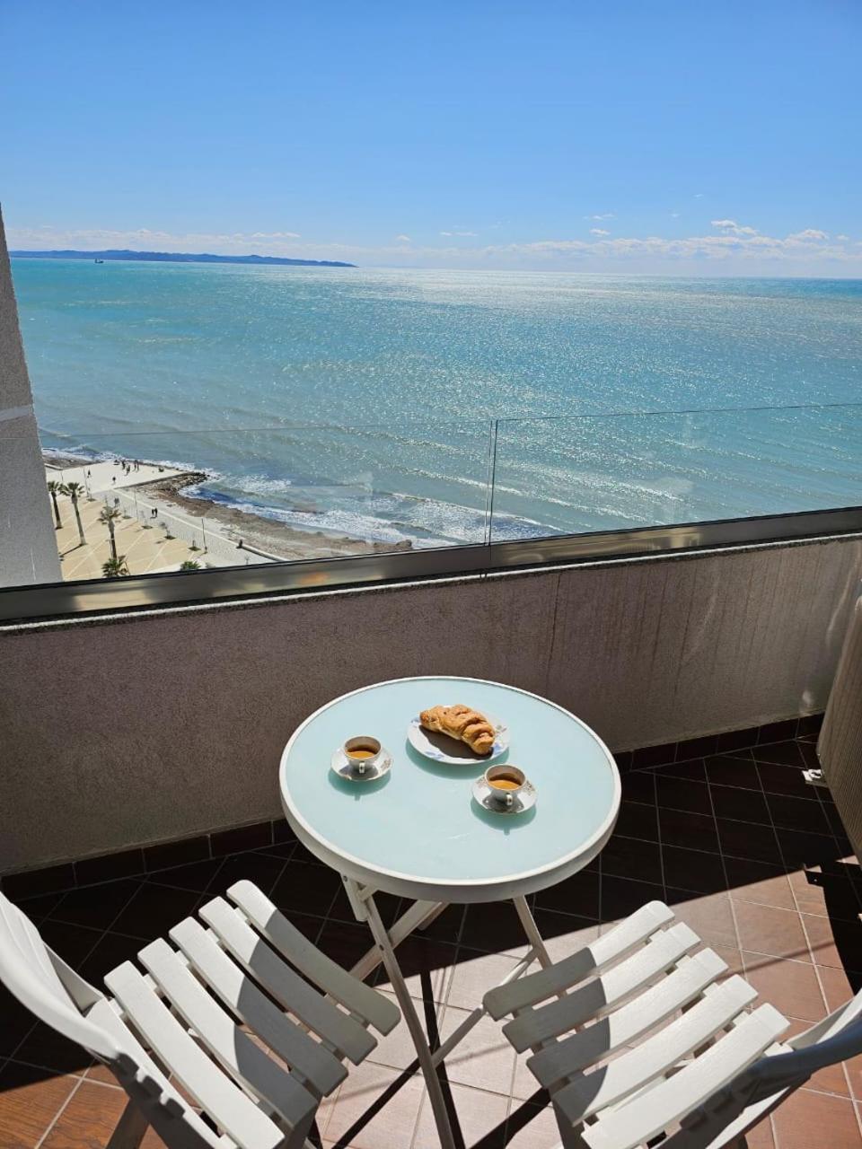 Sky & Sea View Luxury Apartments Durrës Extérieur photo